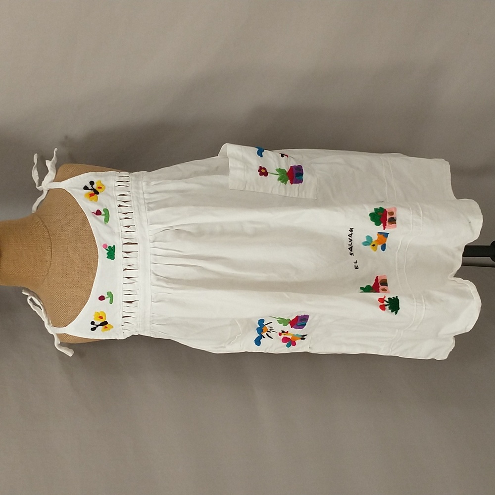 Embroidered Summer Shift White Cotton Charming Girls Dress Tunic w Pockets